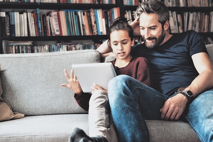 Développer la pensée critique de nos enfants