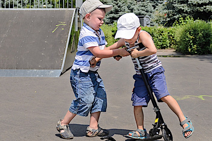 Les chicanes entre enfants : comment intervenir ?